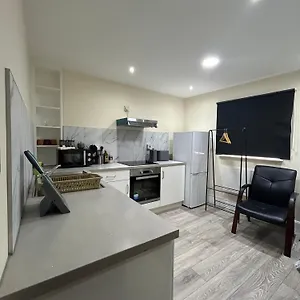 Apartment Shoreditch - And In The, London