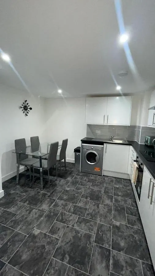 2 Bed Room Luxury Apartment In Old Kent Road London